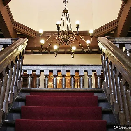 Kasteel De Essenburgh 3* Hierden