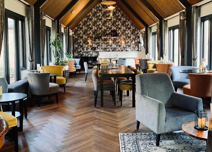 ホテル Kasteel De Essenburgh