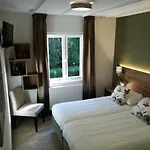 Kasteel De Essenburgh 3* Hierden