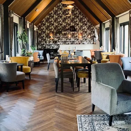 Hotell Kasteel De Essenburgh