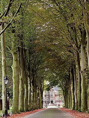 Kasteel De Essenburgh Otel 3*